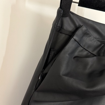 LEW 2025SS Pleated leather pants