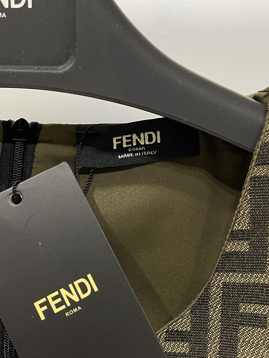 FEN 2025SS Full printed pocket vest dress