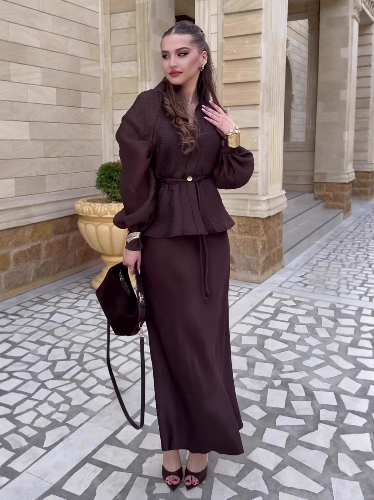 Elegant V-Neck Lantern Sleeve Set