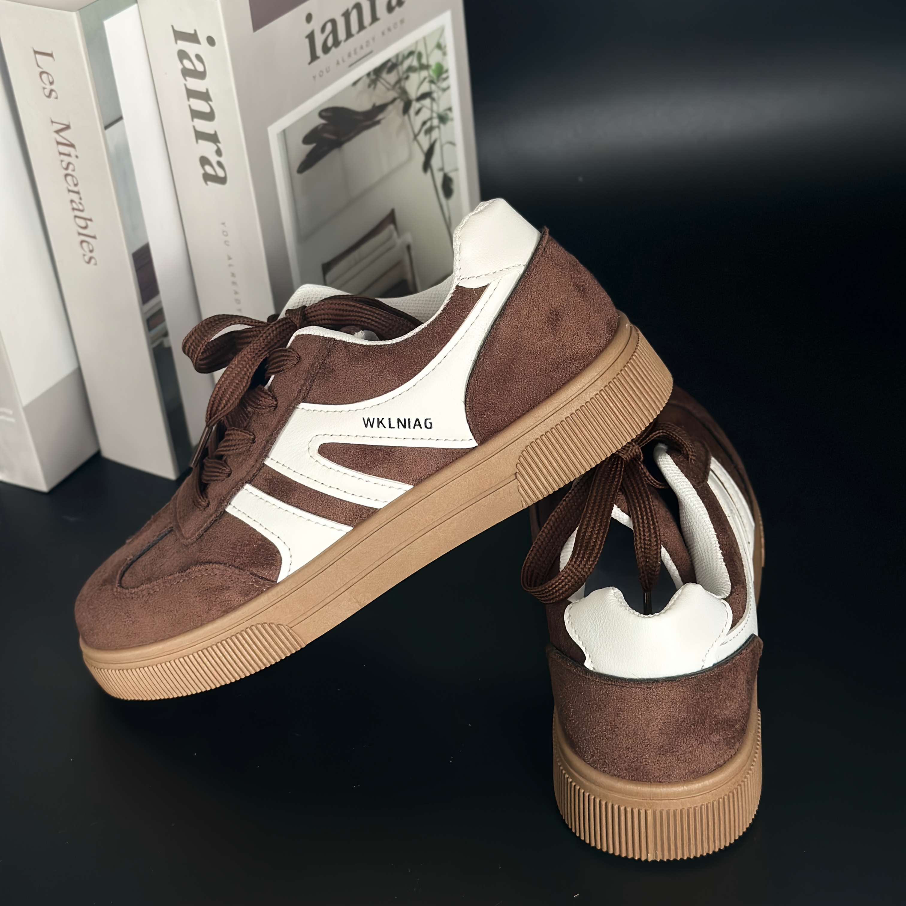 Women's Low-Top Sneakers