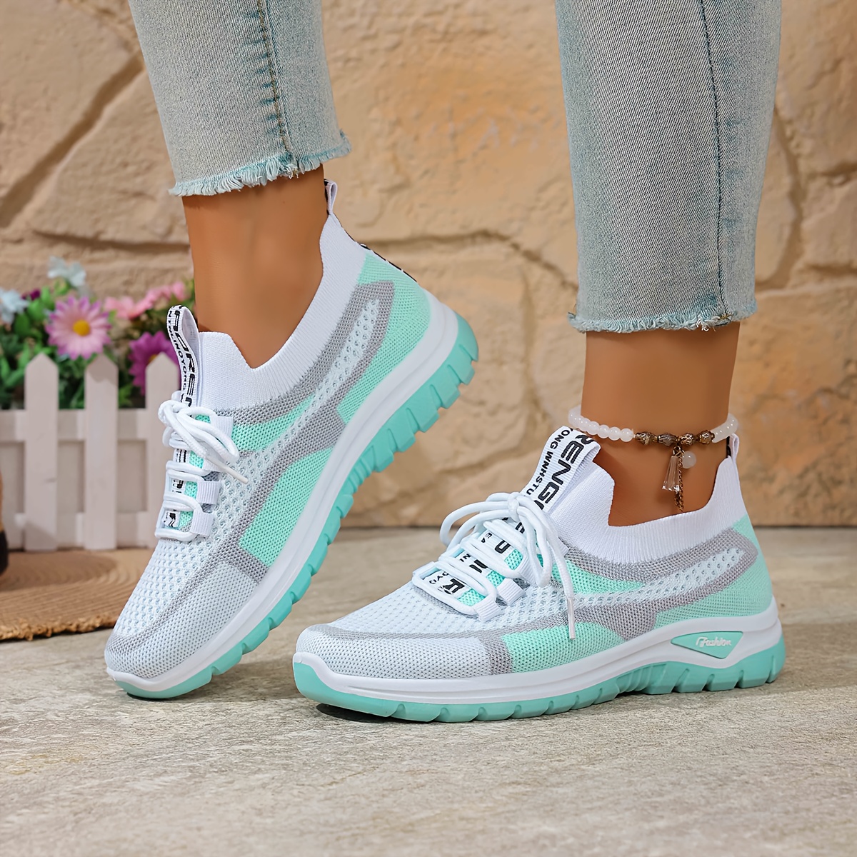 Women's Gradient Stripes Sneakers