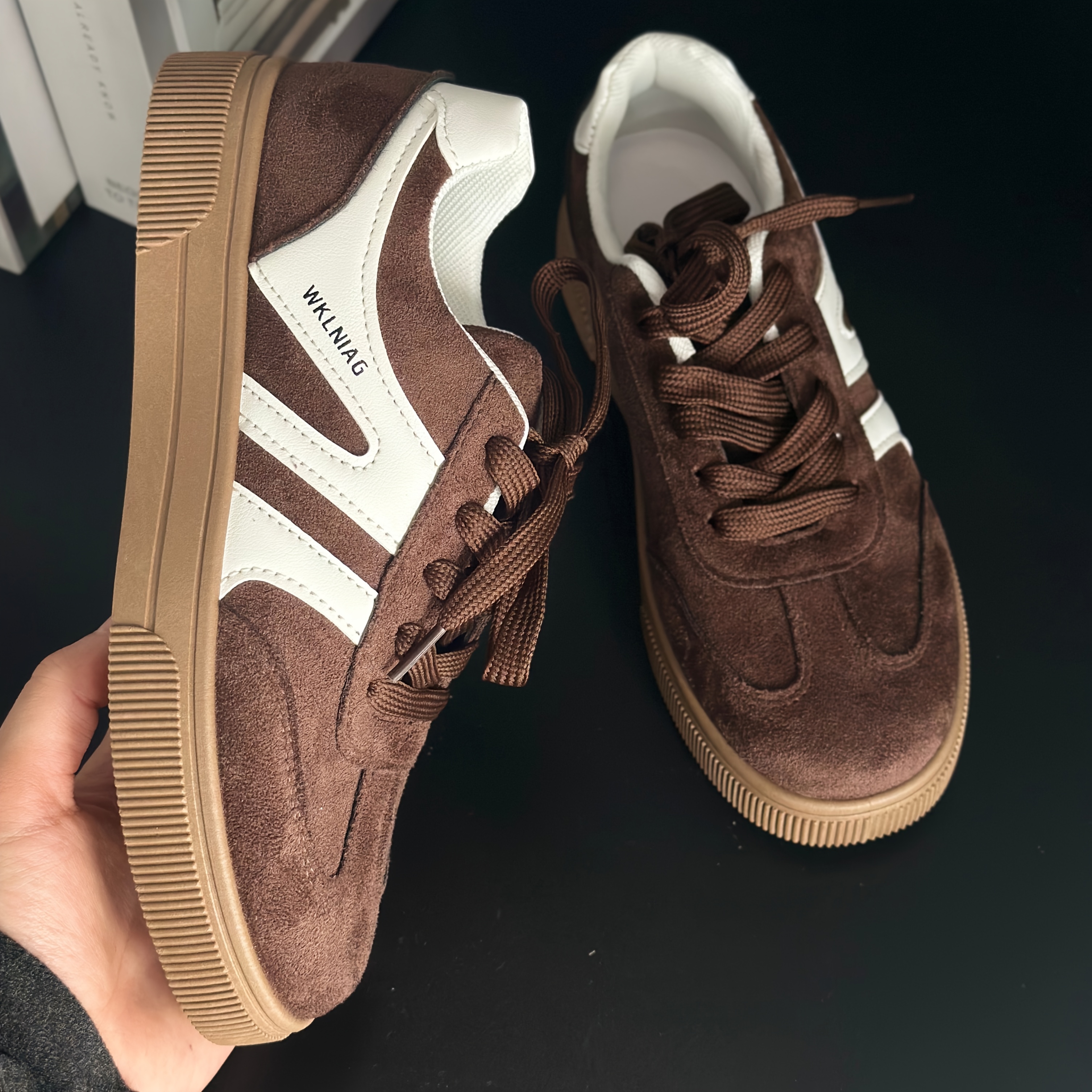 Women's Low-Top Sneakers