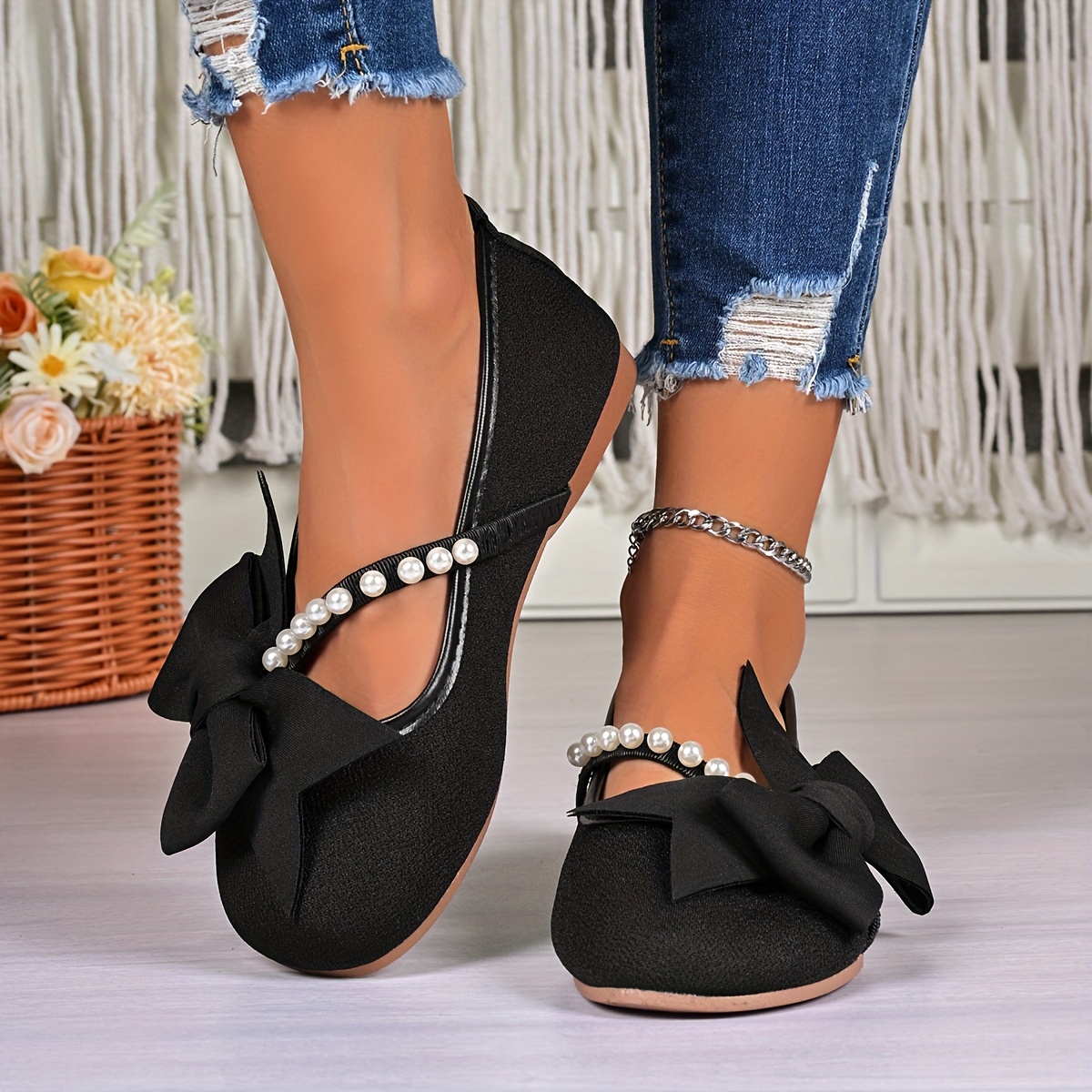 Women's Bow & Pearl Loafers