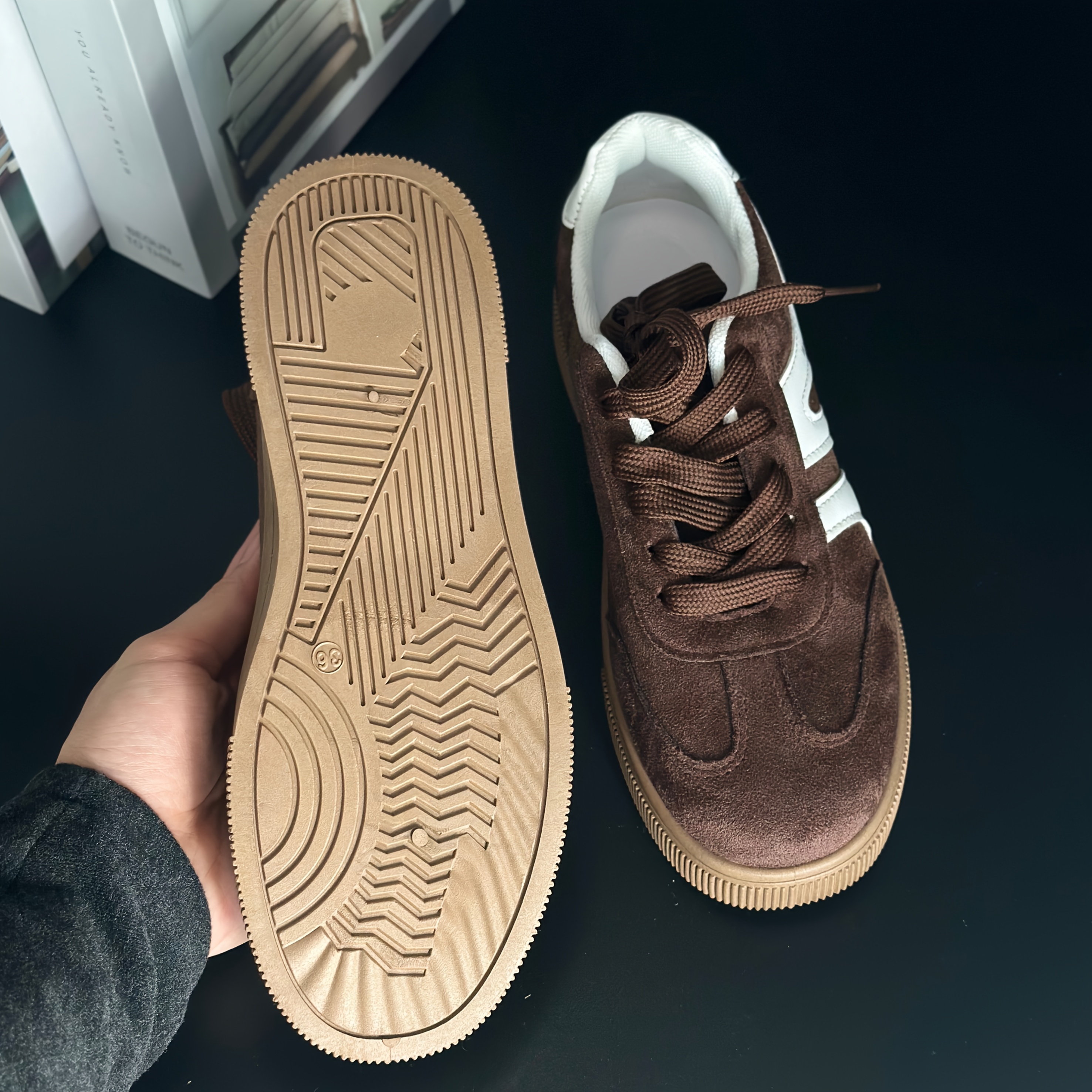 Women's Low-Top Sneakers