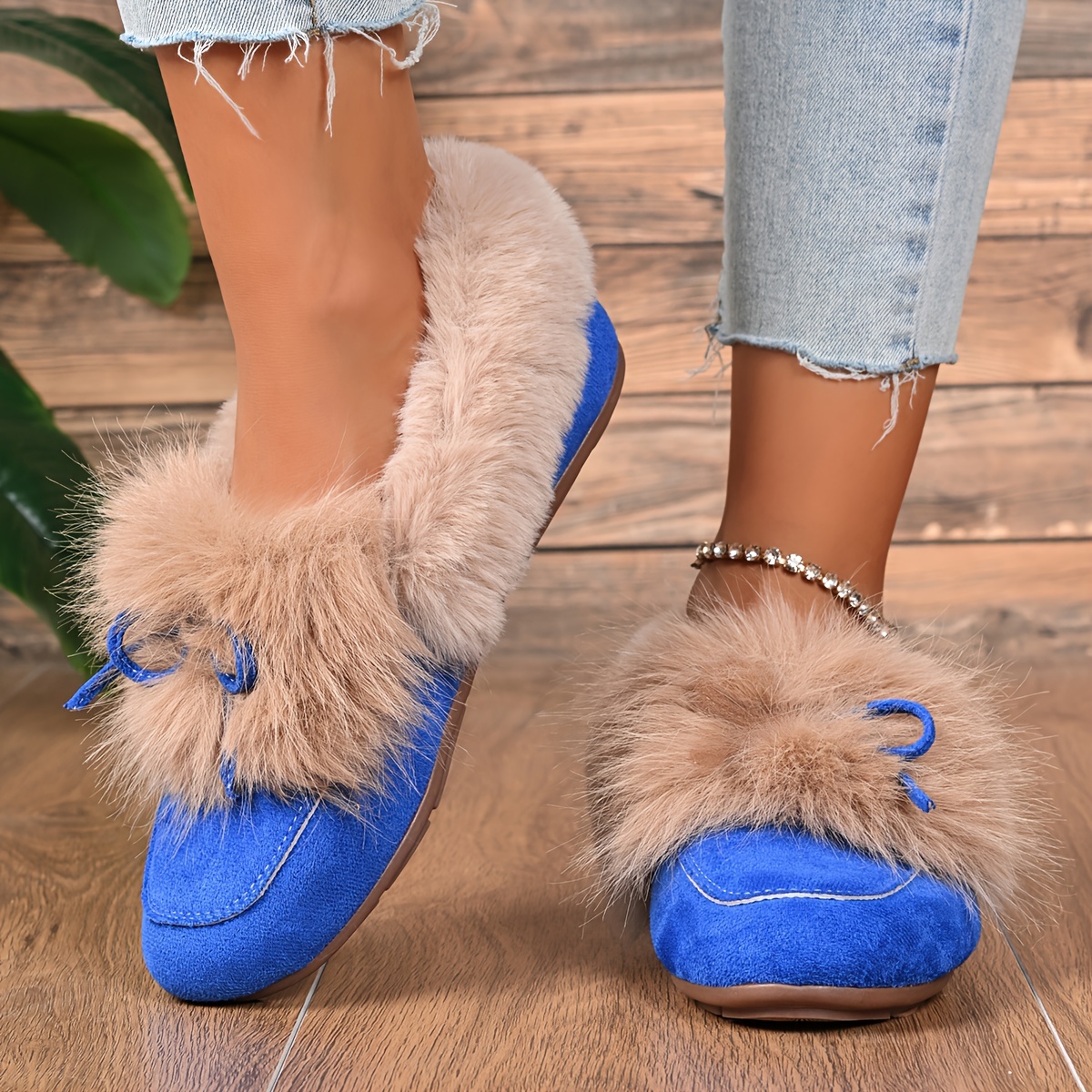 Women's Winter Slippers with Bow Accent