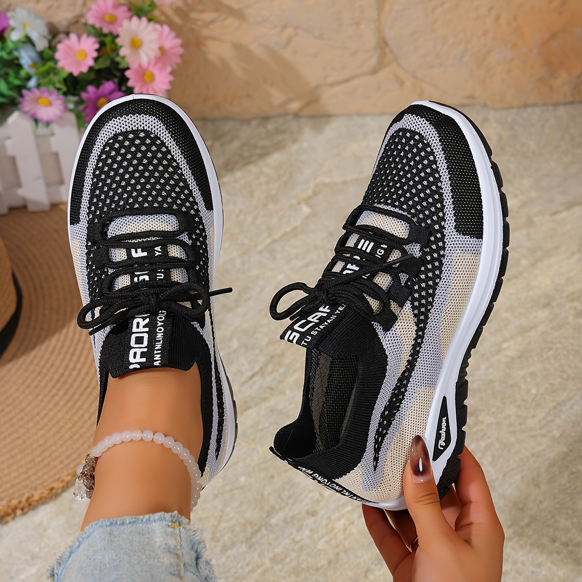 Women's Gradient Stripes Sneakers