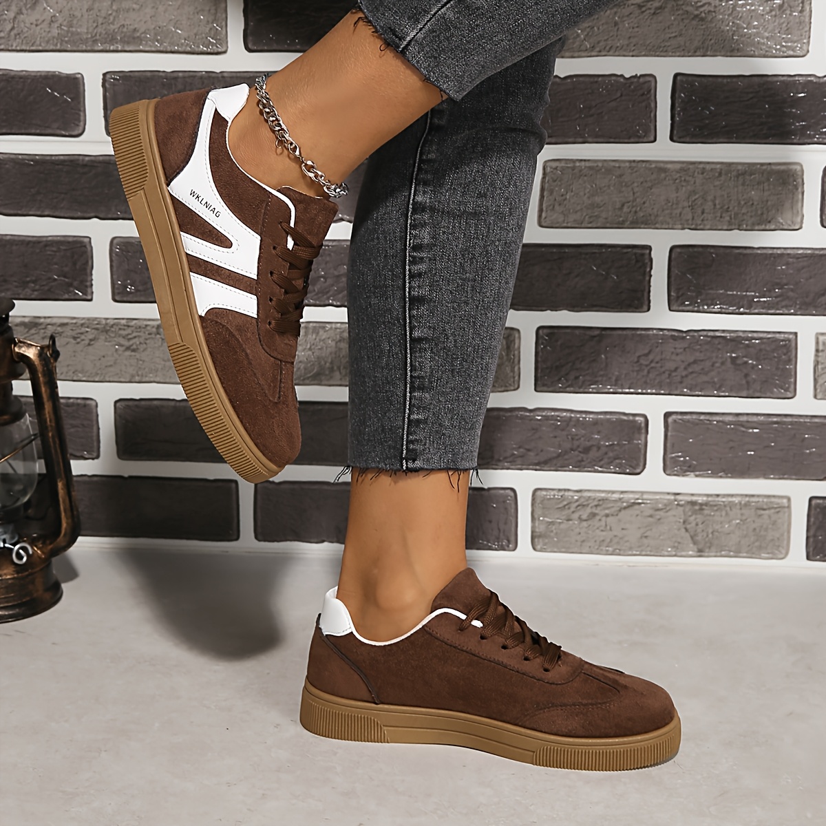 Women's Low-Top Sneakers