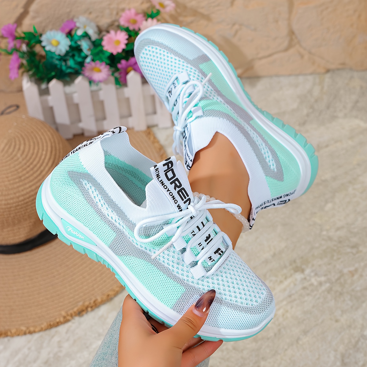 Women's Gradient Stripes Sneakers