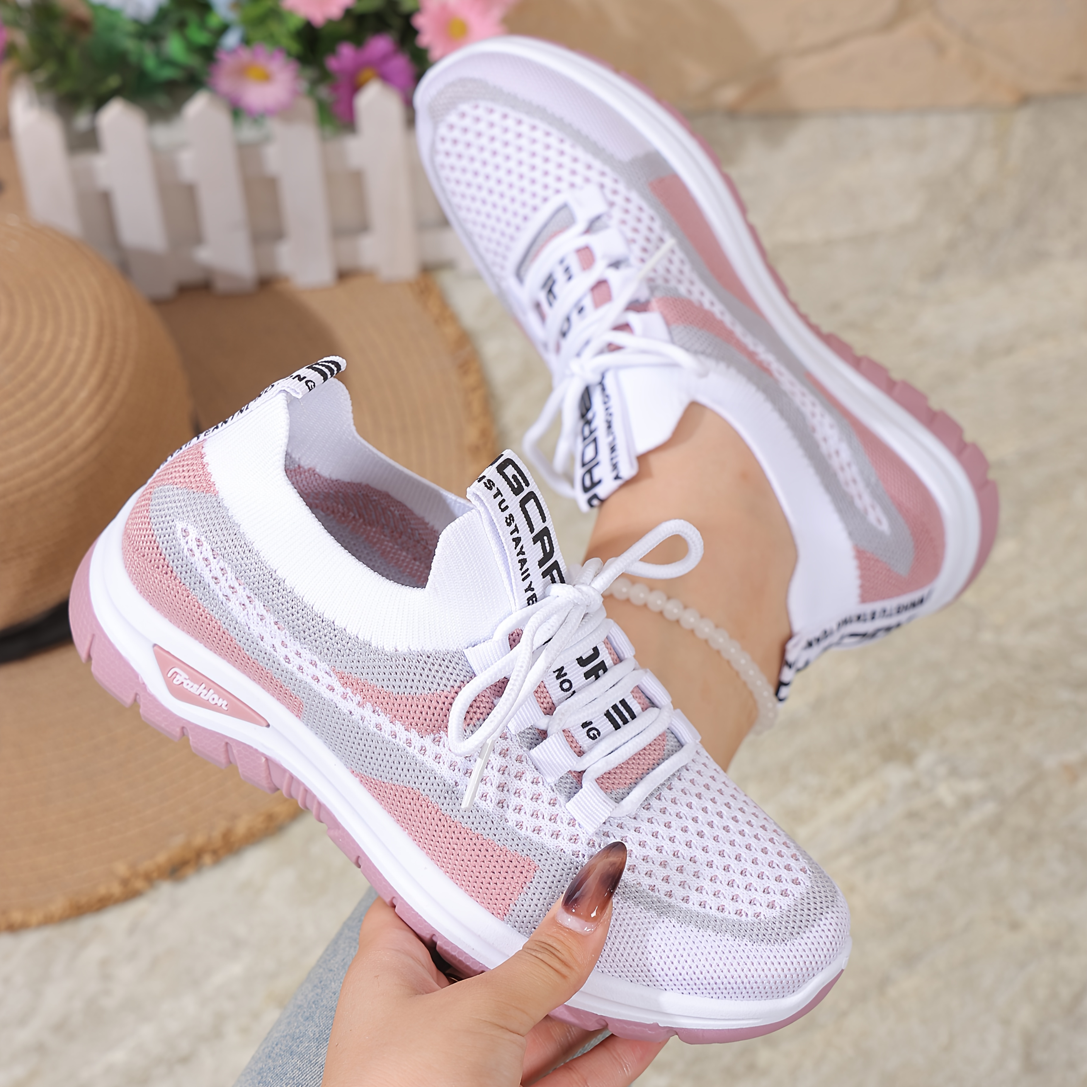 Women's Gradient Stripes Sneakers