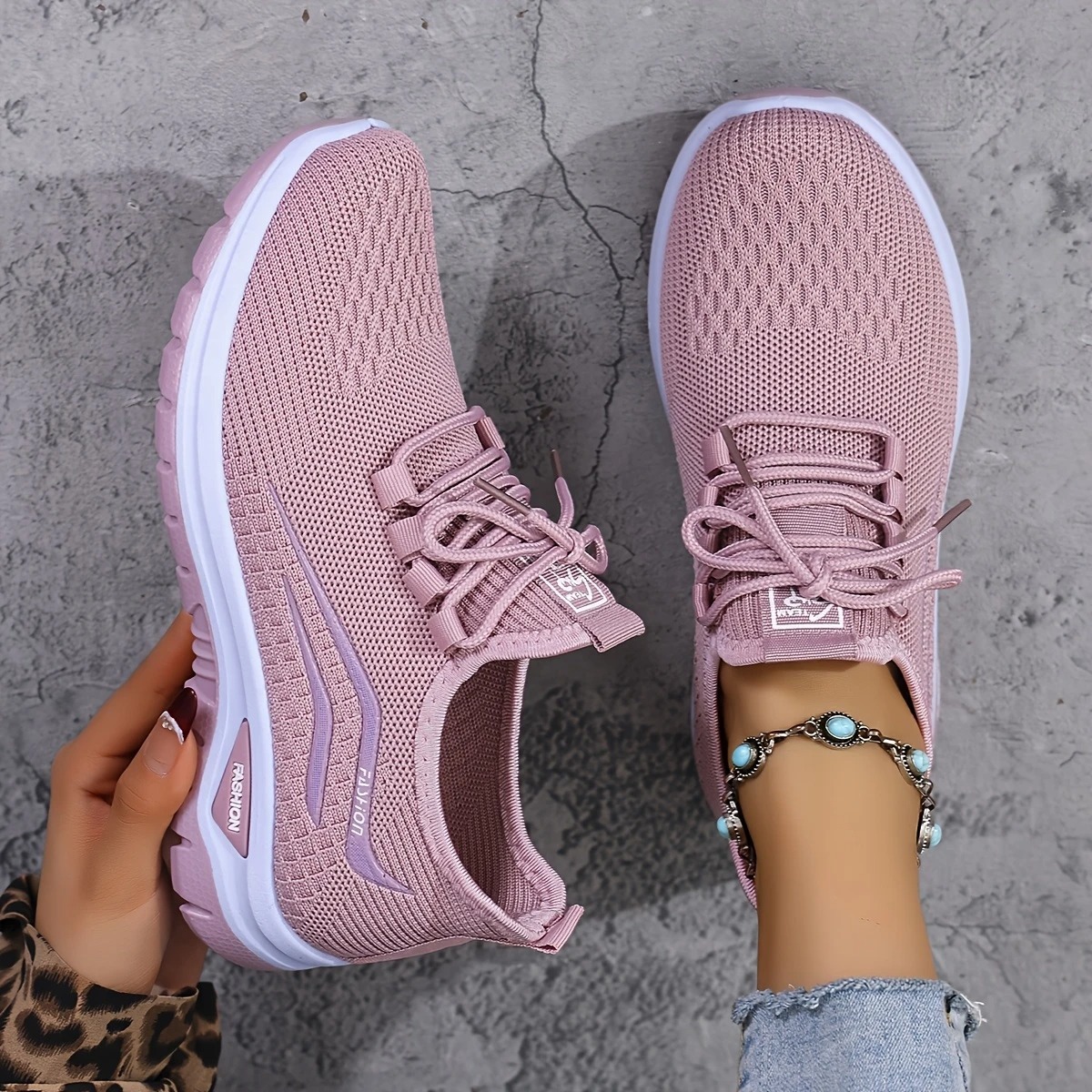 Women's Casual Lace-Up Sneakers