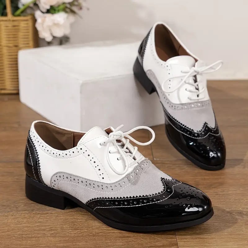 Women's Elegant Brogues