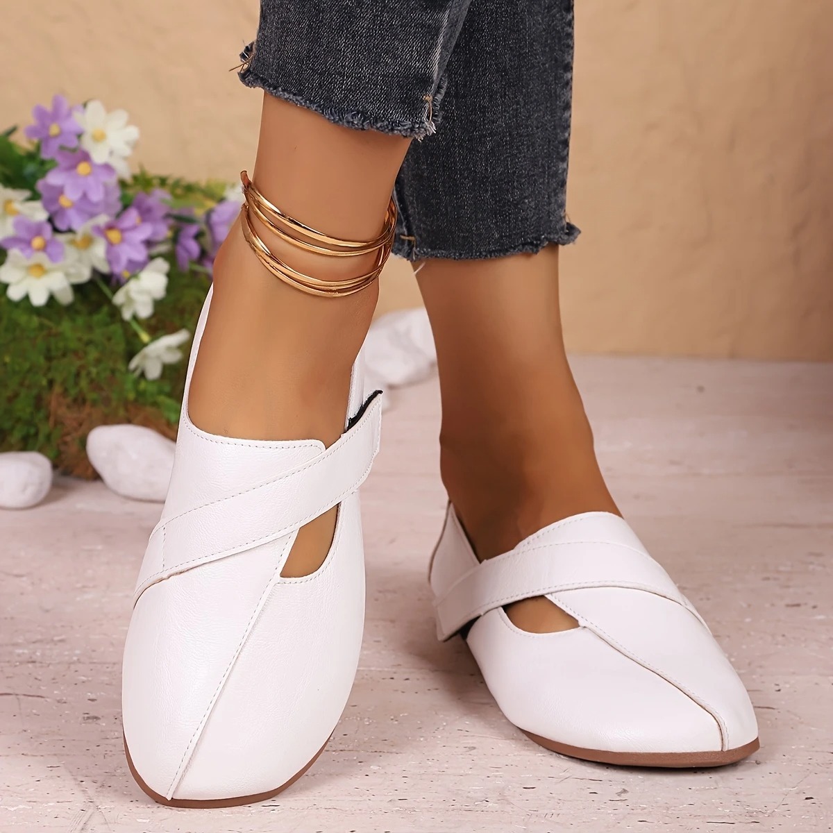 Women's Leather Velcro Comfort Shoes