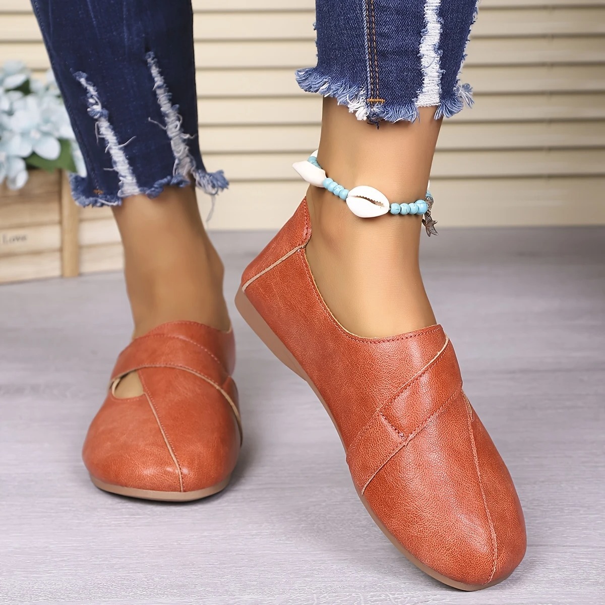 Women's Leather Velcro Comfort Shoes