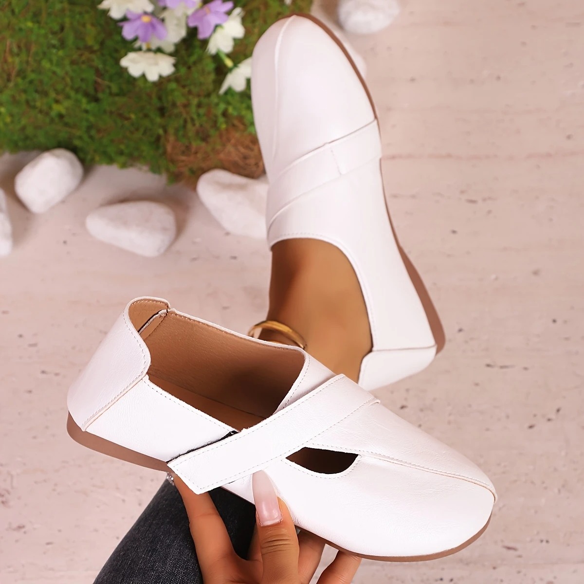 Women's Leather Velcro Comfort Shoes