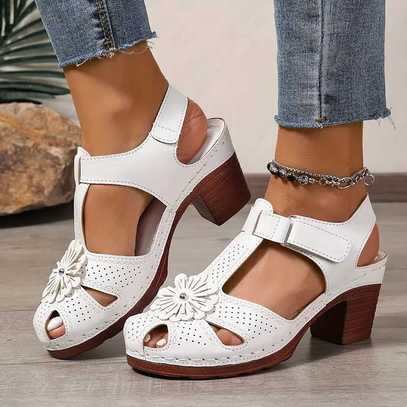 Women's Stylish Flower Chunky Heel Sandals