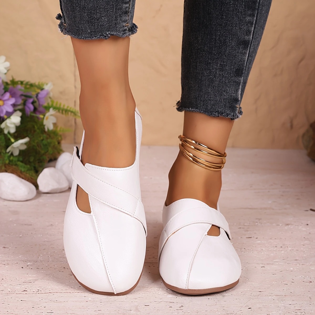 Women's Leather Velcro Comfort Shoes