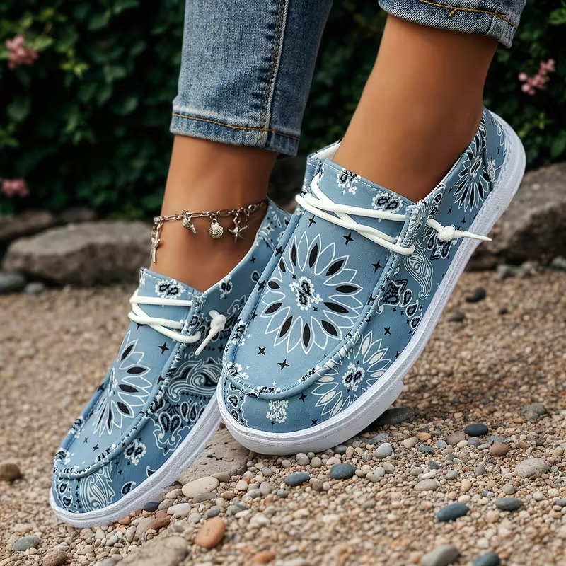 Women's Geometric Floral Slip-On Loafers