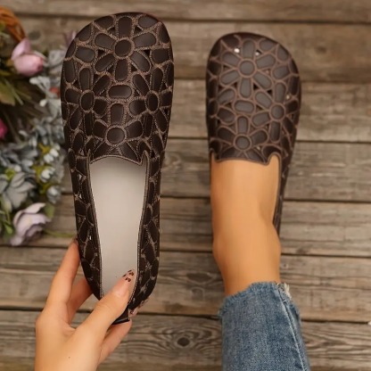 Women's Floral Cutout Oxford Flats