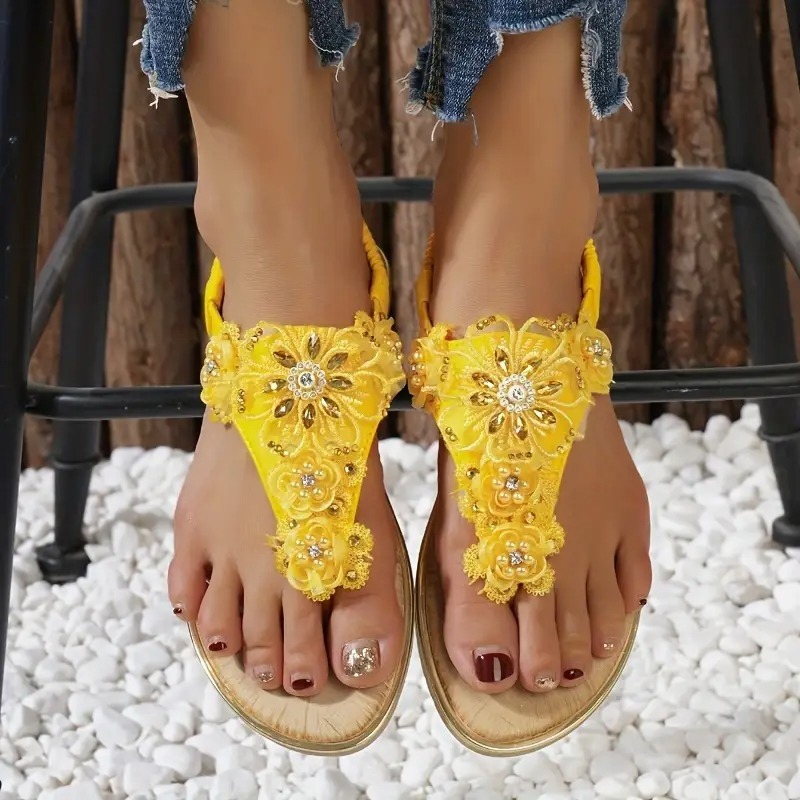 Women's Flower Decor Flat Sandals