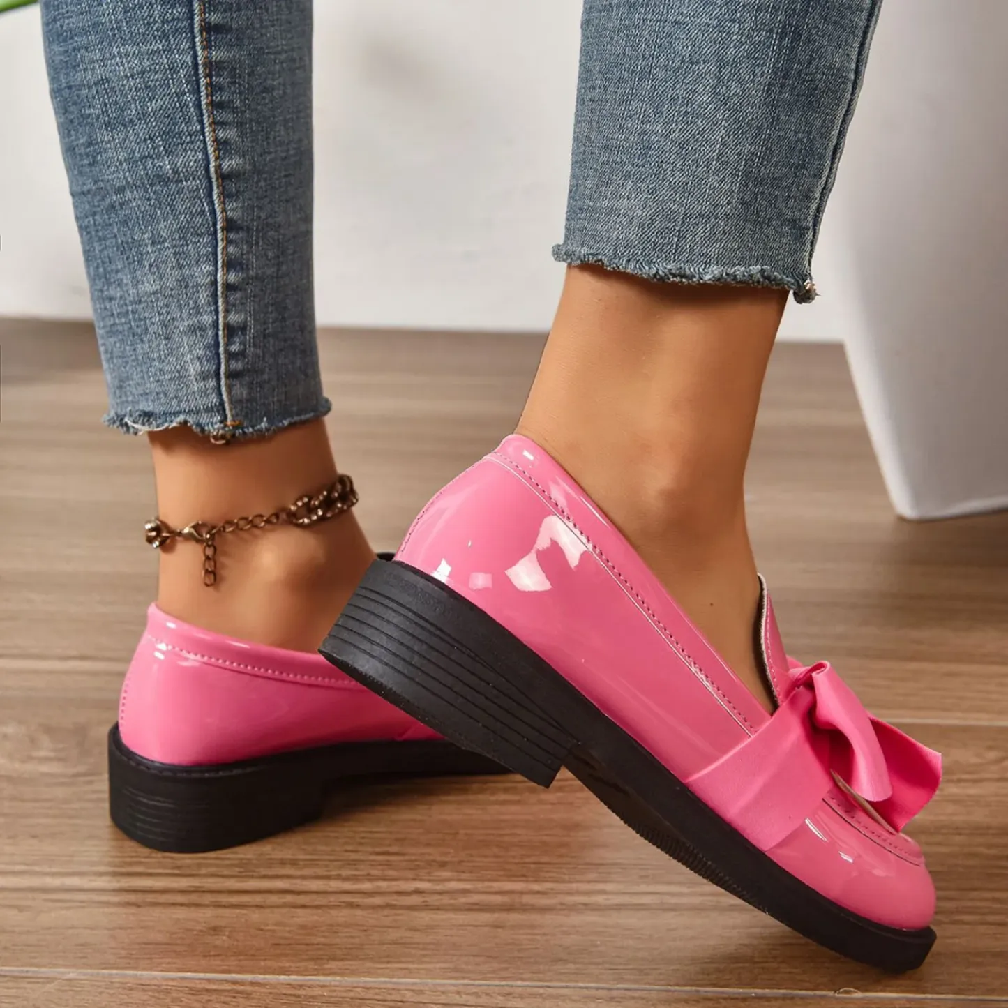 Black Ladies Casual Leather Shoes