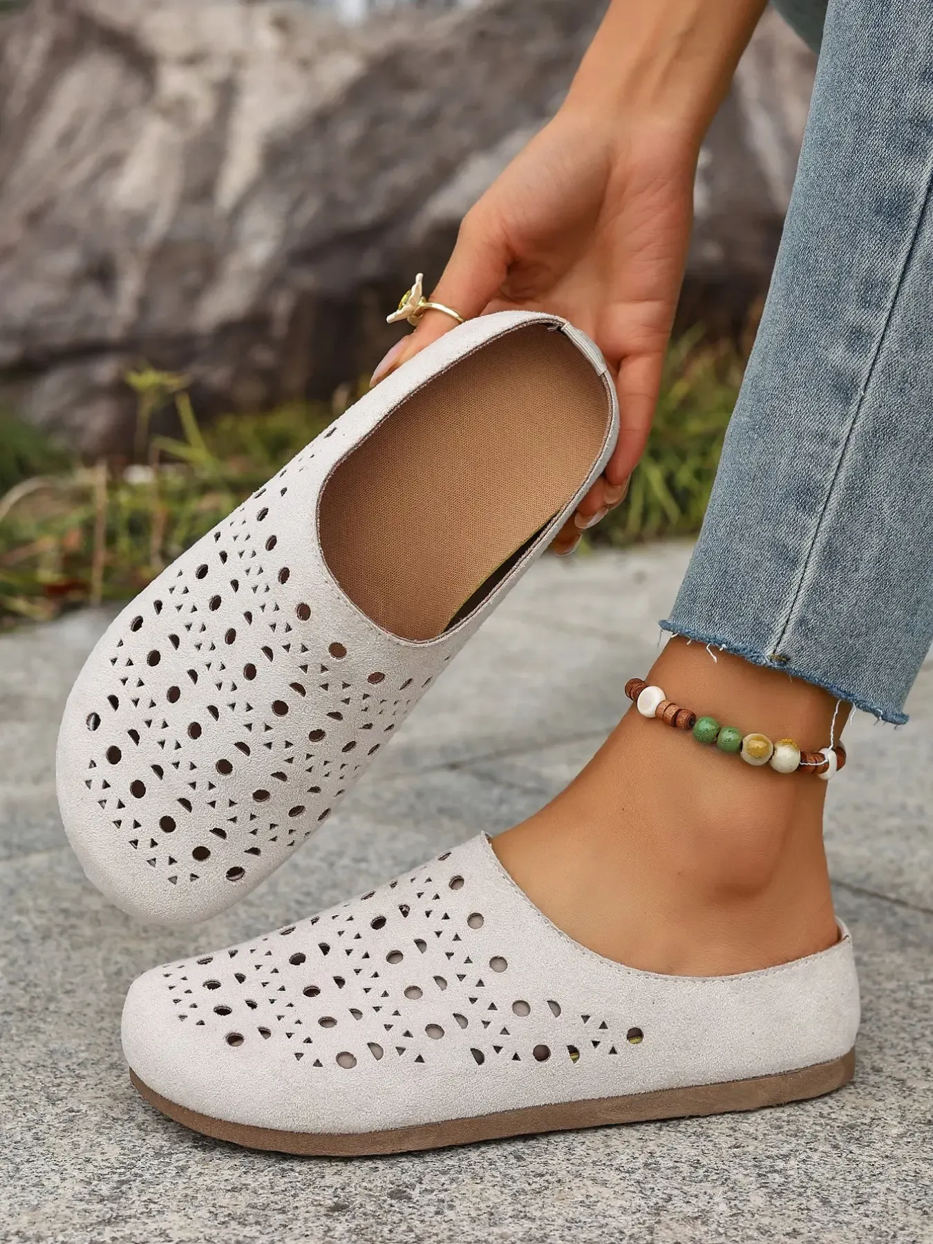 Women's Wide Fit Holes Summer Breathable Lightweight Mules