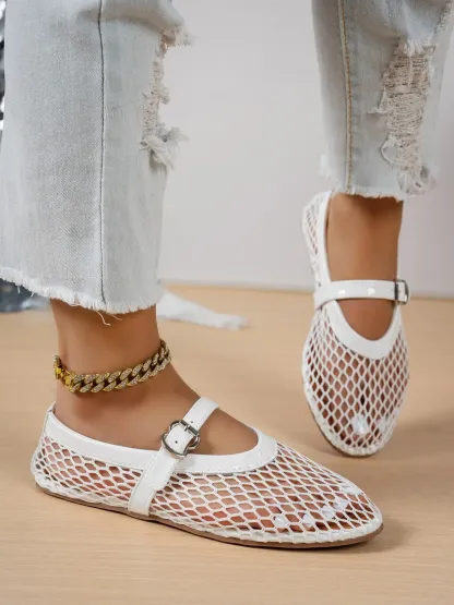 Women's Hollow-Out Mesh Flat Sandals