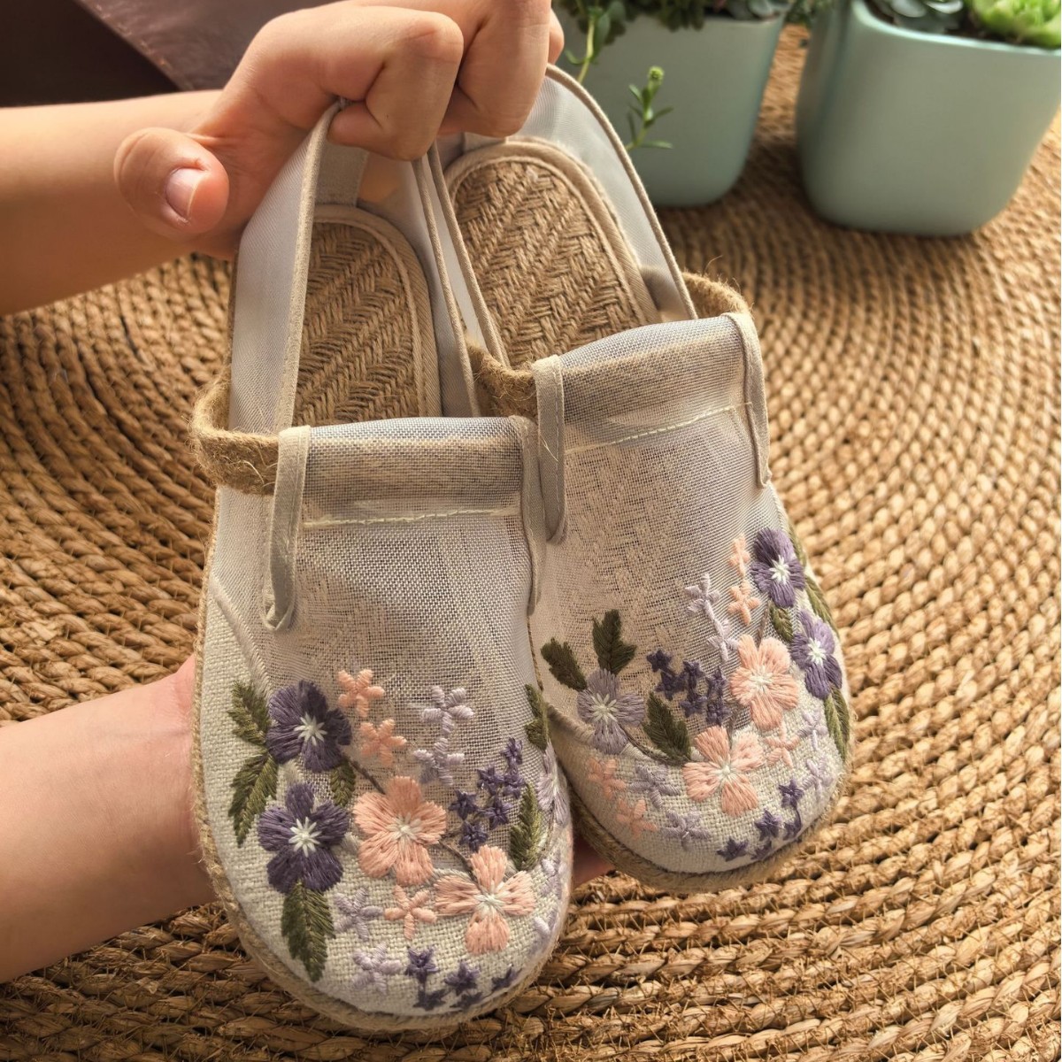 Women's Airy Mesh Slip-Ons – Perfect for Garden & Everyday Comfort