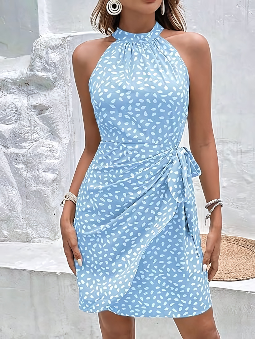 Women's polka dot pleated dress