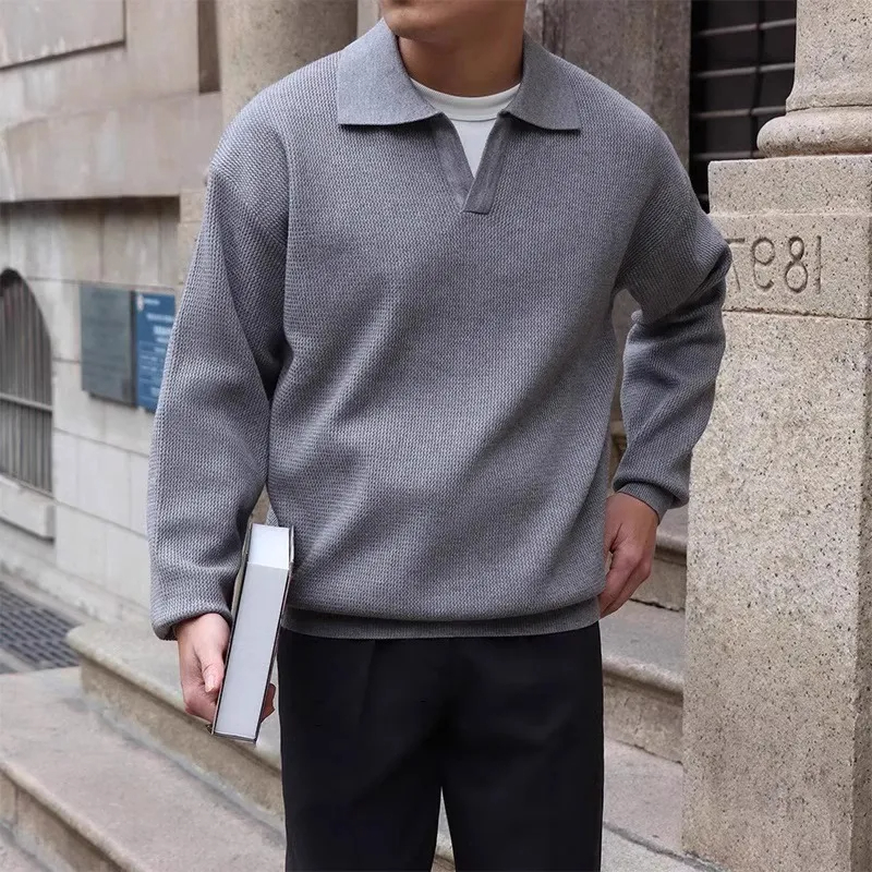 Men's Casual V-neck sweater with lapel neck