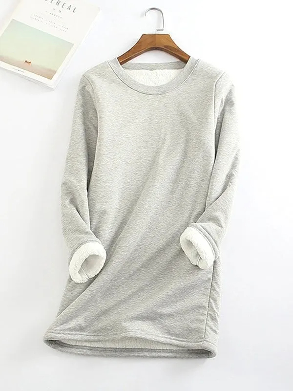 Women Can’t Get Enough of This Cozy Cashmere Sweatshirt