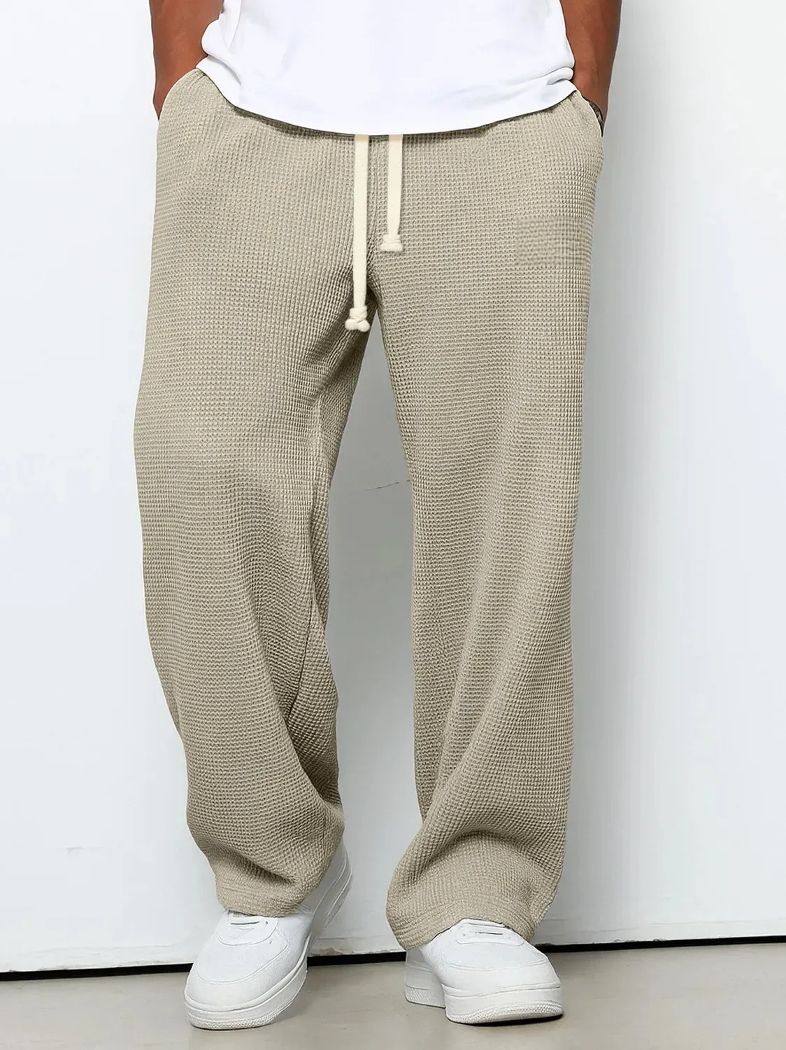 Men Can’t Get Enough of These Cozy Cashmere Pants