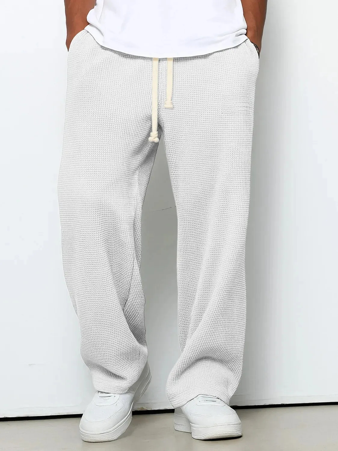 Men Can’t Get Enough of These Cozy Cashmere Pants