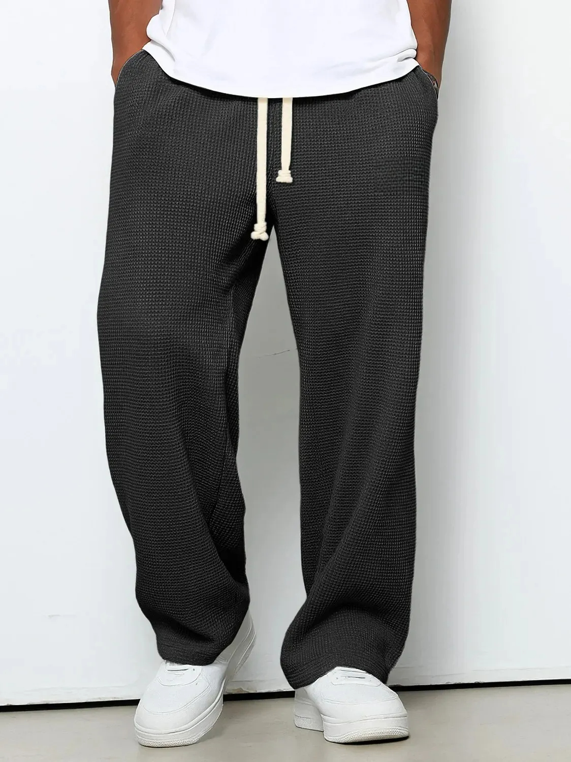 Men Can’t Get Enough of These Cozy Cashmere Pants