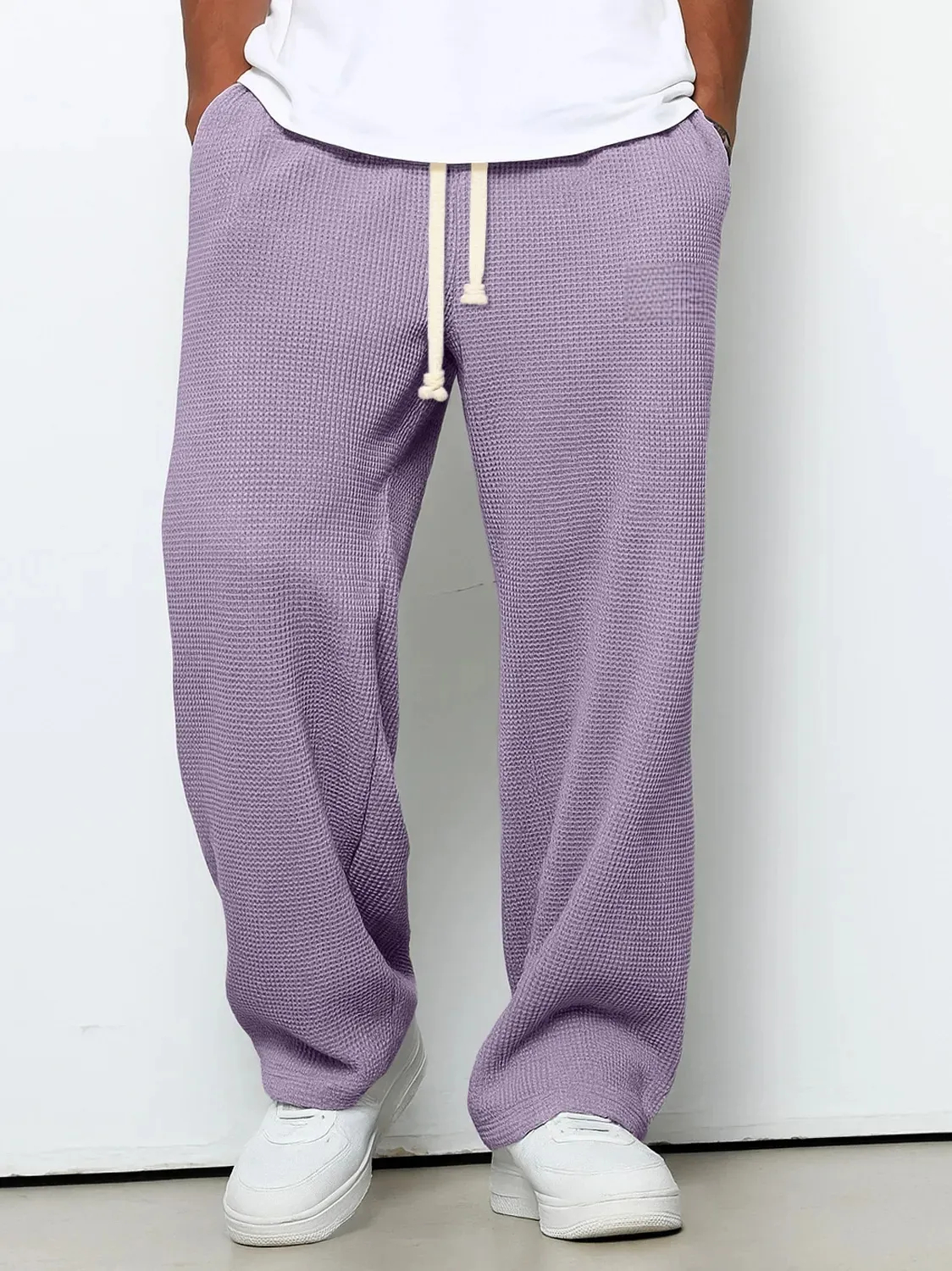 Men Can’t Get Enough of These Cozy Cashmere Pants