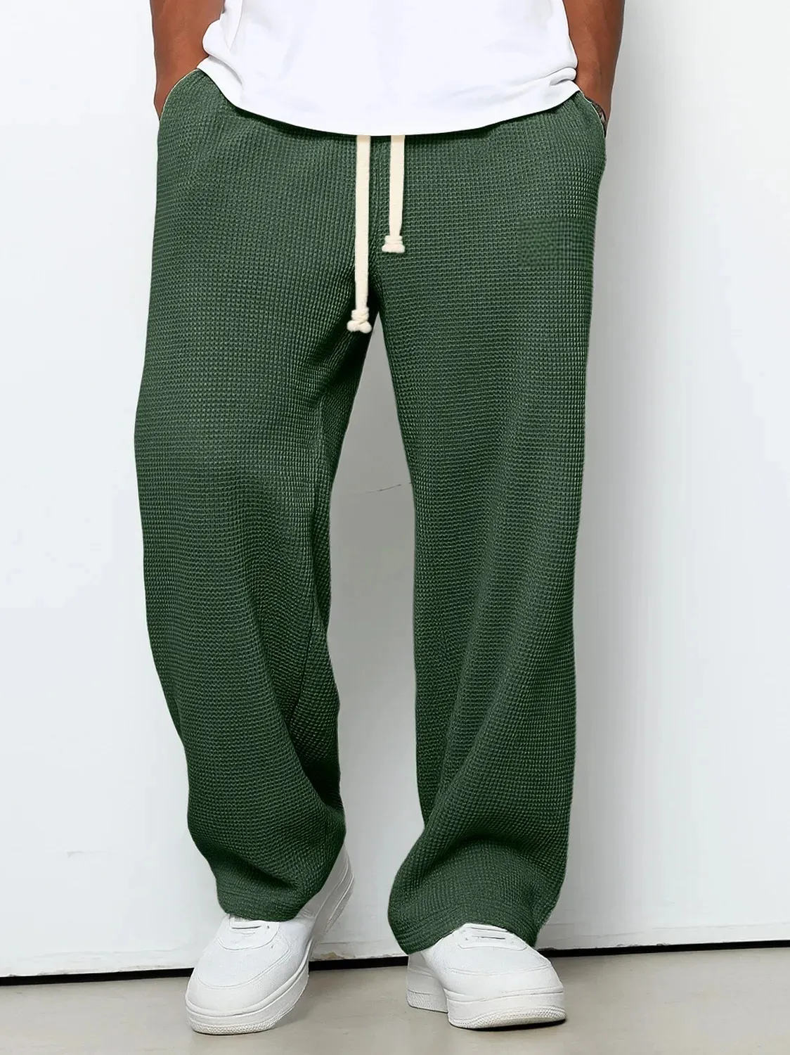 Men Can’t Get Enough of These Cozy Cashmere Pants