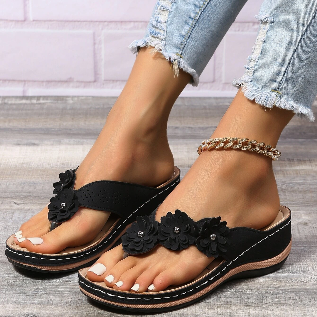 Women's Retro Studded Flowers Arch Support Wedge Flip Flops