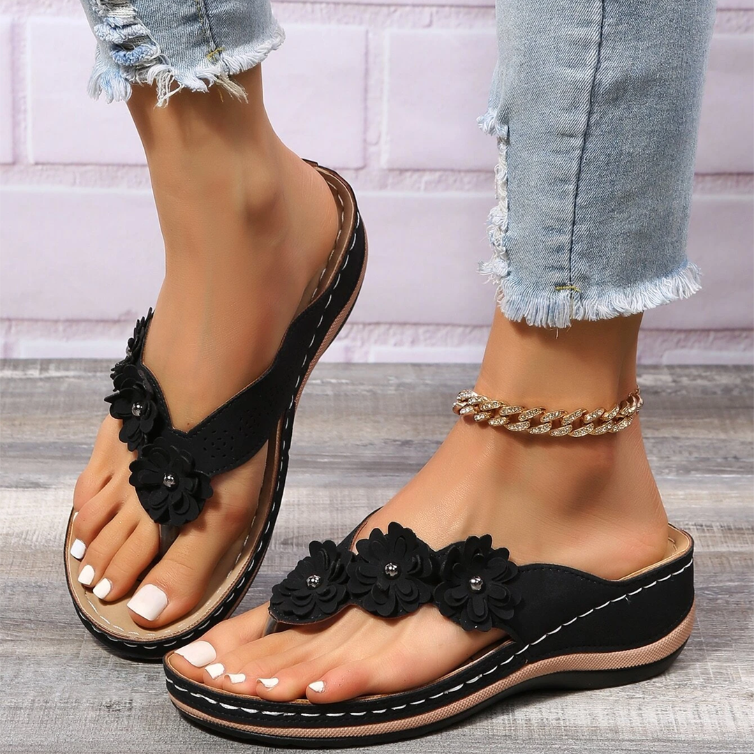 Women's Retro Studded Flowers Arch Support Wedge Flip Flops