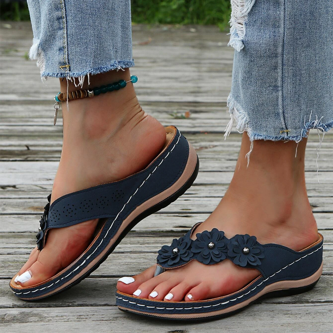 Women's Retro Studded Flowers Arch Support Wedge Flip Flops