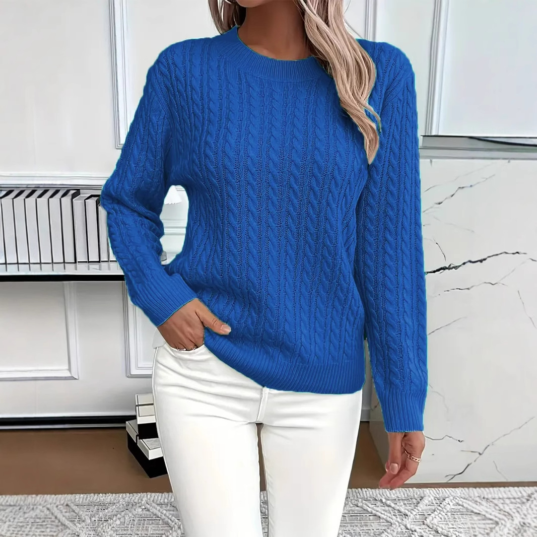 Women's classic cable knit crew neck sweater