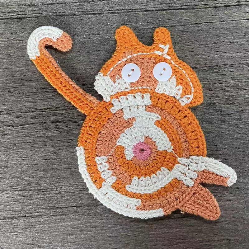 Knitted cat butt coasters