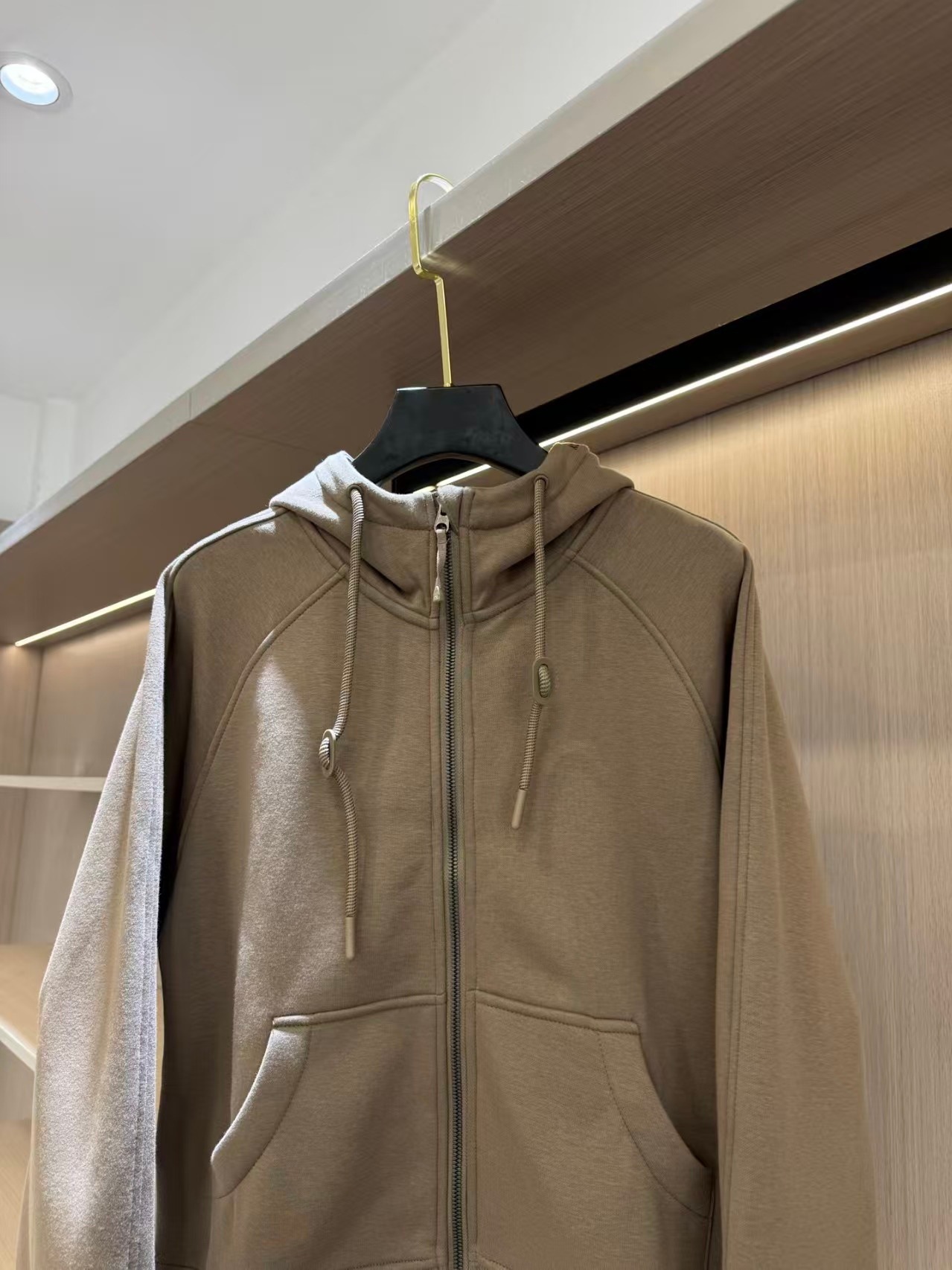 Athletic zip-up hooded cardigan sweatshirt