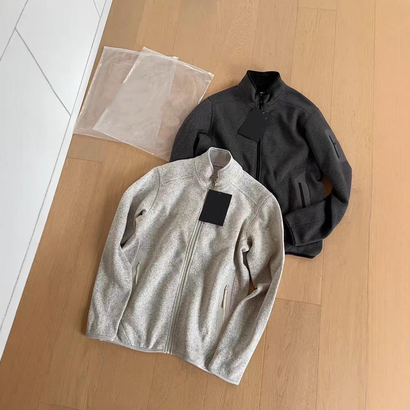 Windproof and warm thin fleece commuter jacket