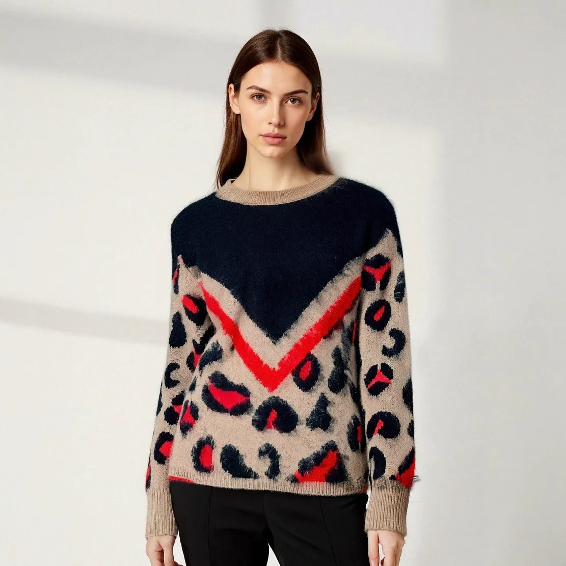 Plush printed knitted pullover crew neck leopard print sweater