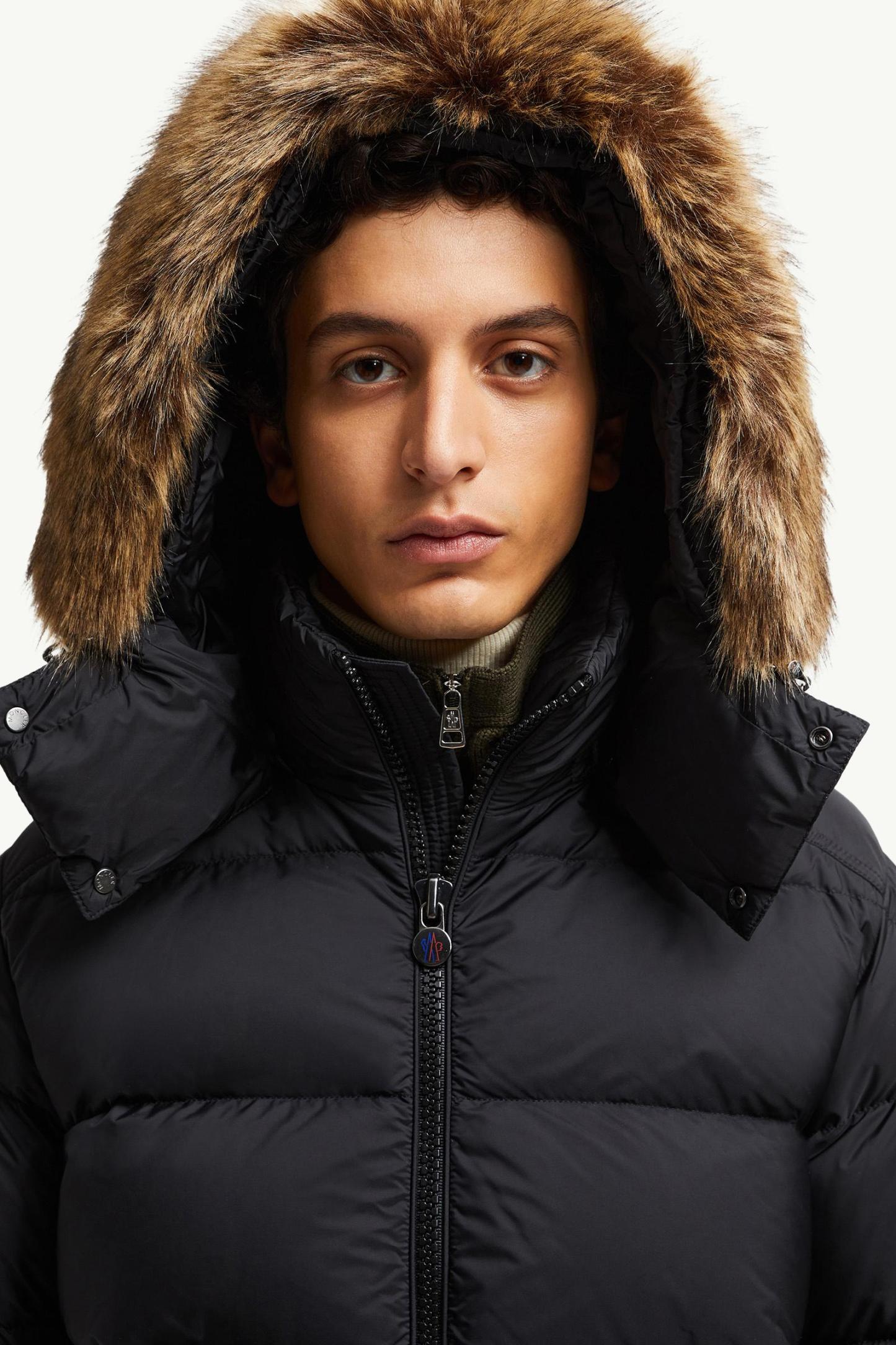 Mayaf Hooded Short Down Jacket