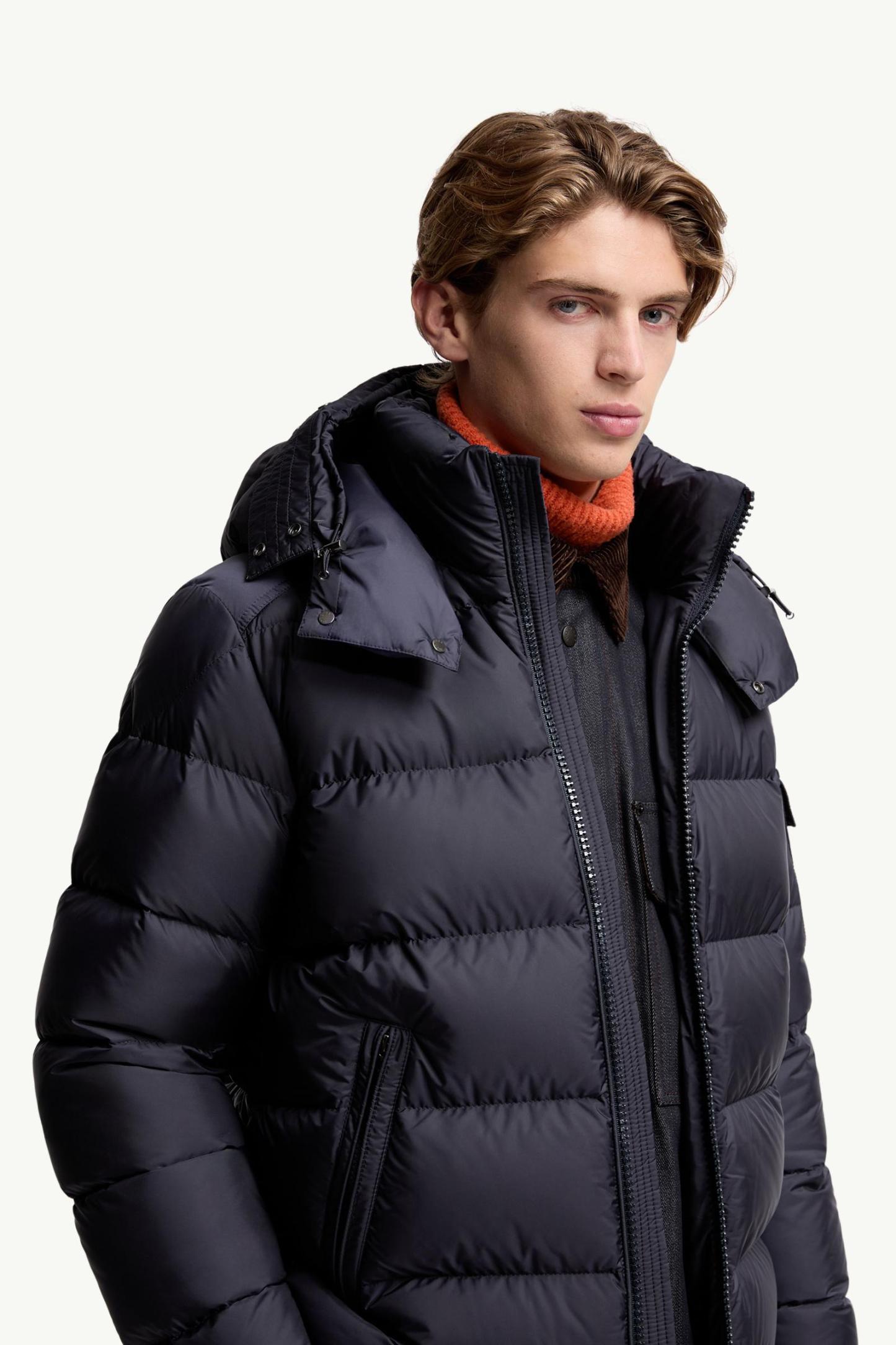 Mayaf Hooded Short Down Jacket