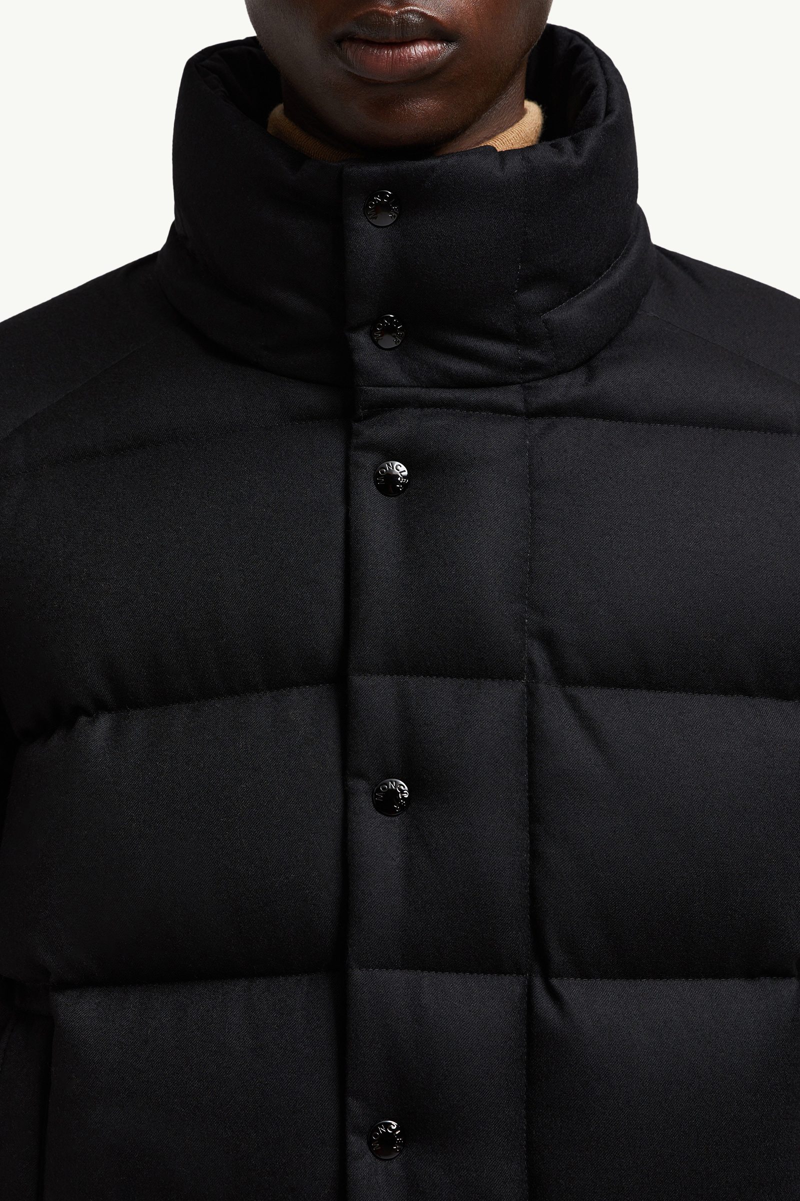 monthtcler Maya 70 Hooded Wool Flannel Short Down Jacket