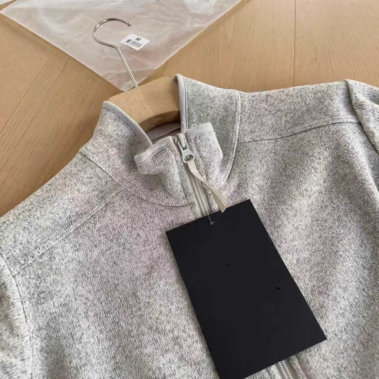 Windproof and warm thin fleece commuter jacket