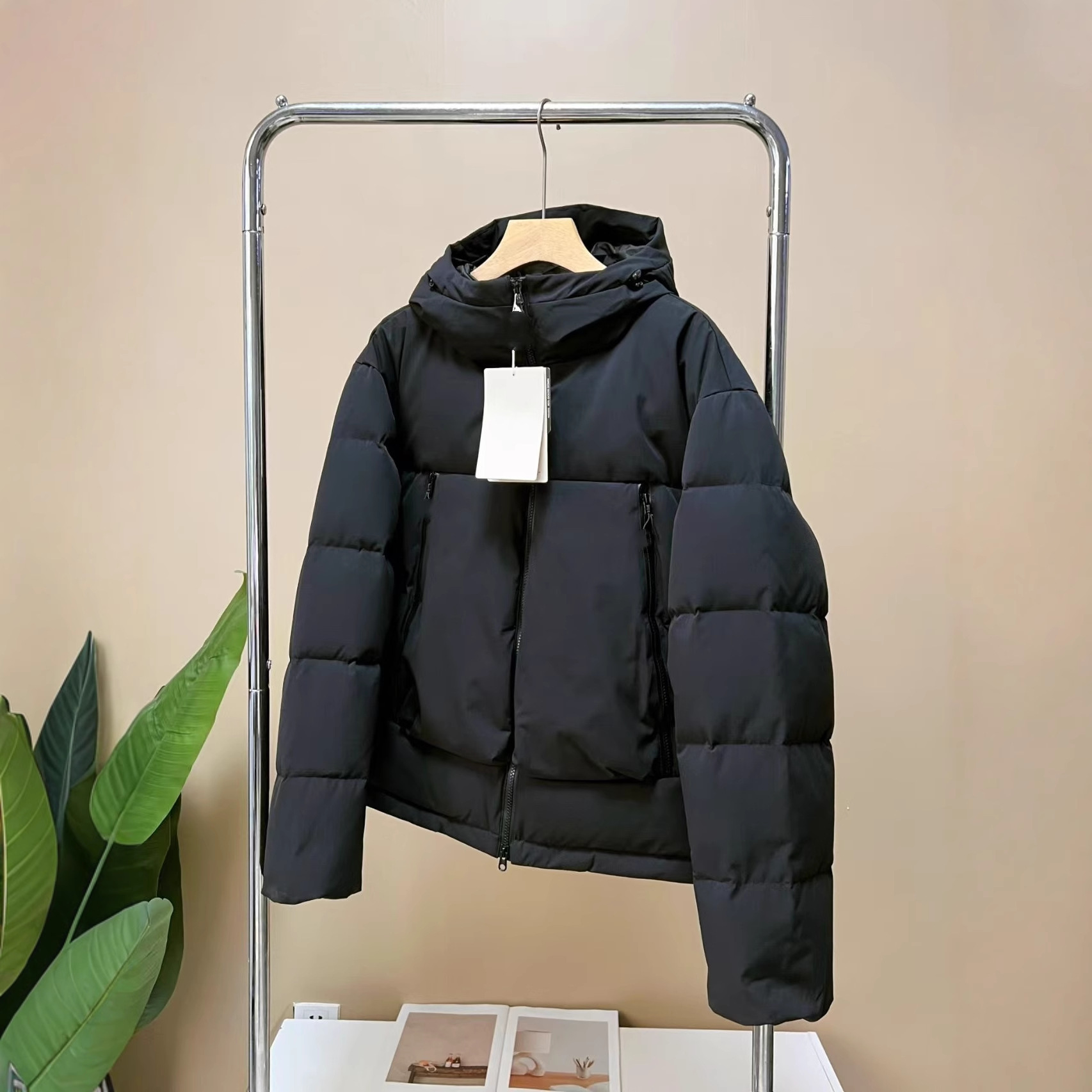 Durable, warm, windproof and rainproof down jacket