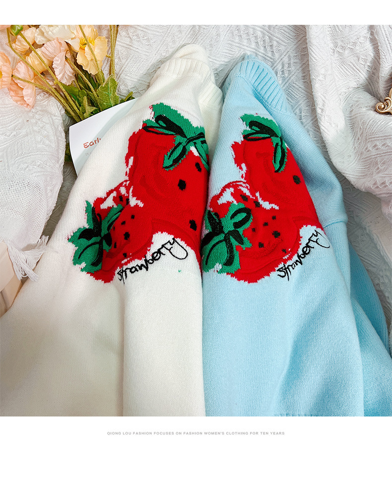 Women's knitted sweater lightweight and stylish