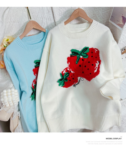 Women's knitted sweater lightweight and stylish